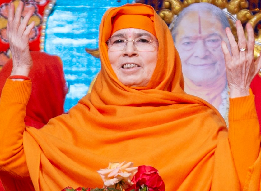 Vishaka didi-hands raised